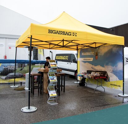 Exhibit tents shop